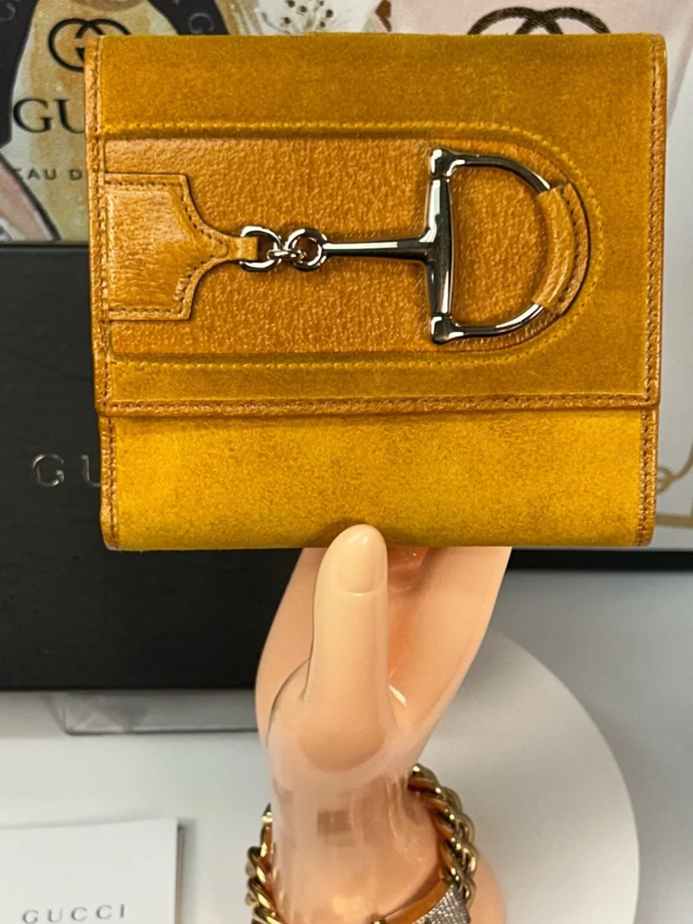 GUCCI Horsebit Suede/Leather Bifold Wallet 😍💛 - Picture 13 of 17